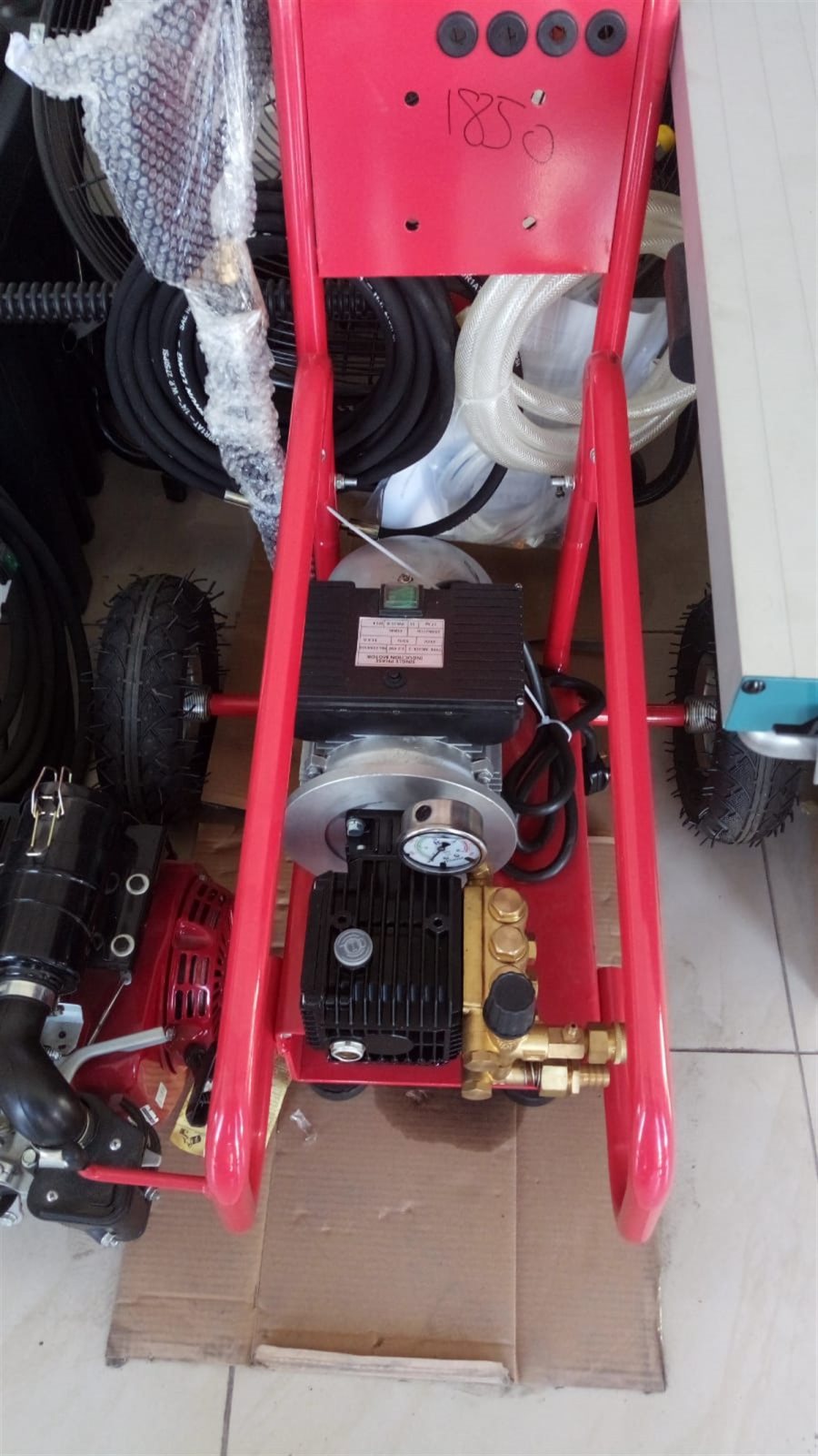 Max 1850 XY-35, мойка высокого давления, 3 л. с., 200 бар