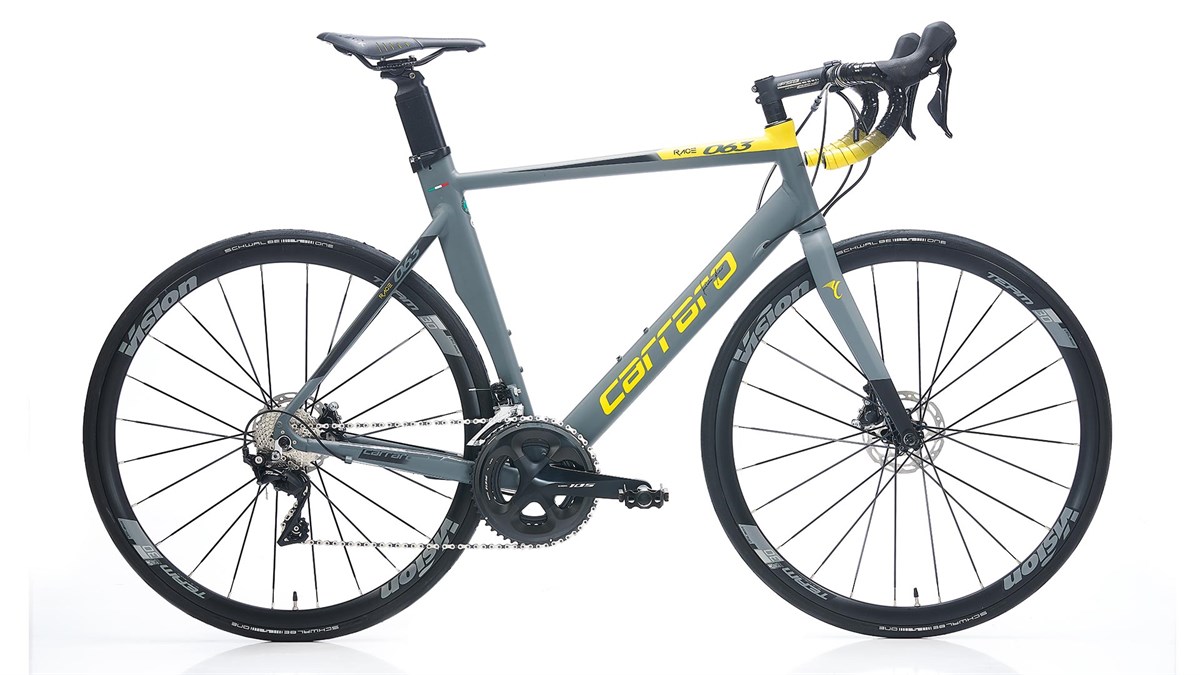 Carraro 28" Race 063D Aero 22-V Road Bike, Matte Anthracite-Black-Yellow