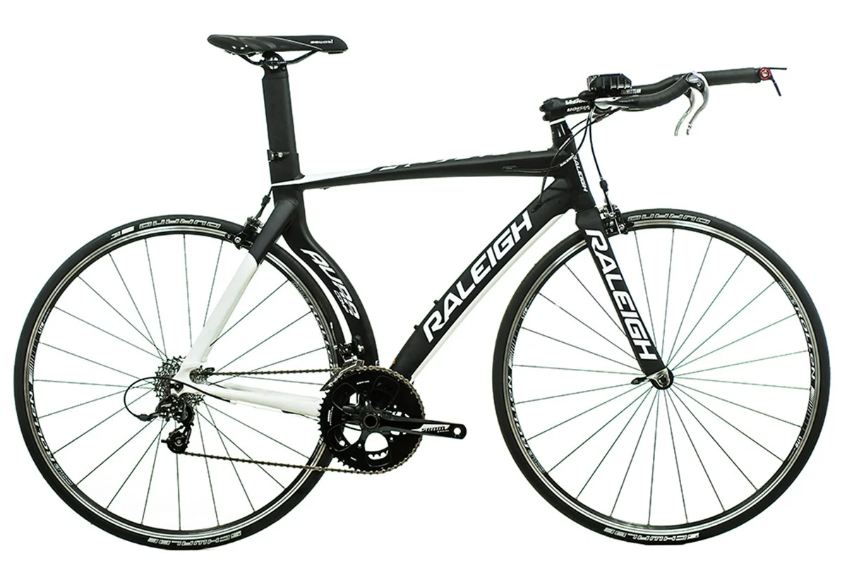 Raleigh Aura Comp 700/56 Md Bk Yol Bisikleti