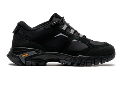 Oakley Sierra Terrain FOF100541 Trainers Black 02E