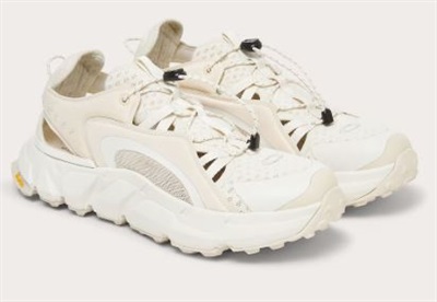 Oakley Aquaterra Hybrid FOF100650 Trainers Cream 68S