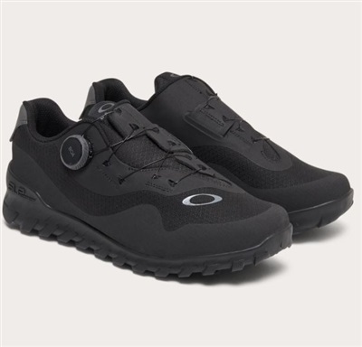 Oakley Koya RC Boa Clipless FOF100536, мужские кроссовки, чёрные 02E