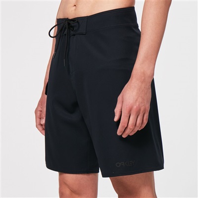 Oakley Kana 21 2.0 FOA401840 Beach Short Siyah 02E