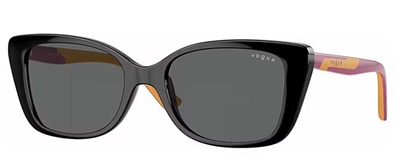 Vogue Eyewear VJ2022 W44/87 — чёрные солнцезащитные очки для 11–15 лет