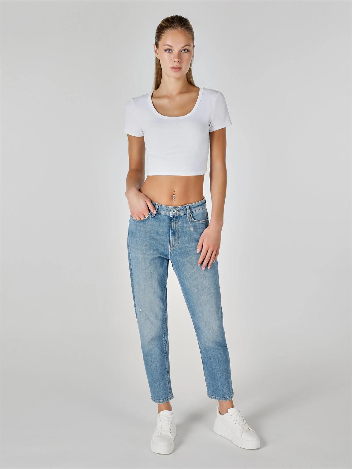 Colins 896 Maria Mom Fit Women's Jeans
