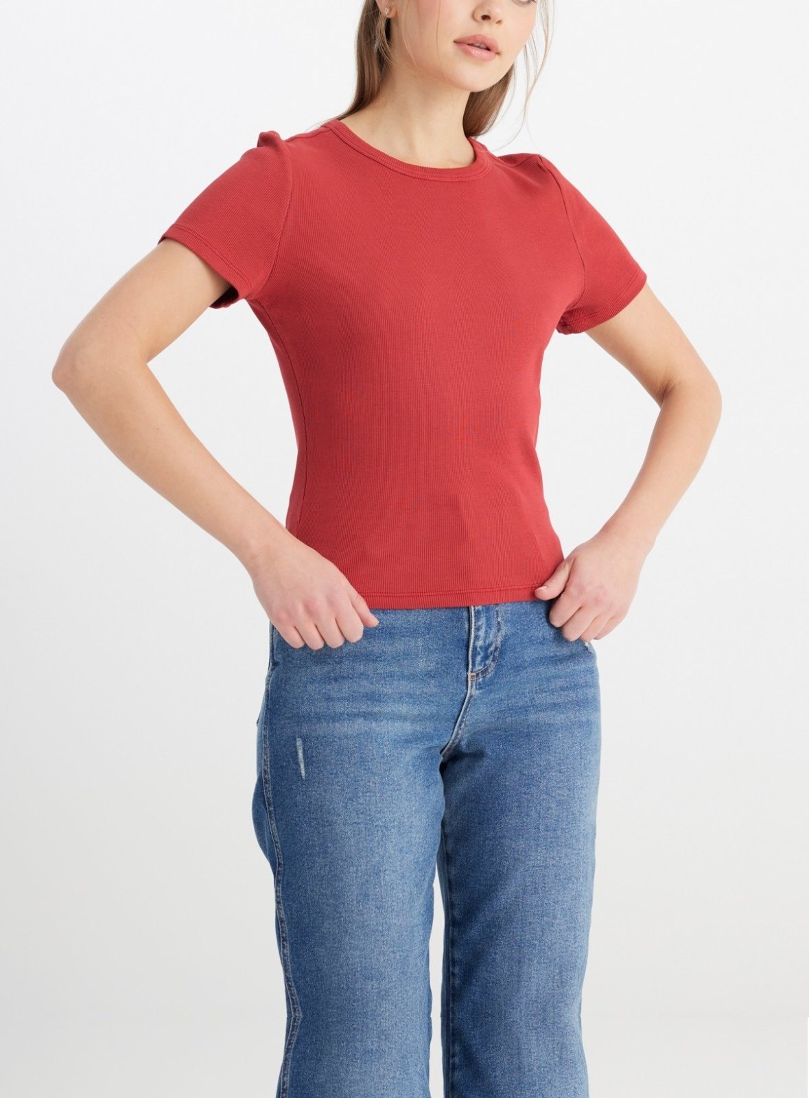 Colins 9076 Women's Slim-Fit Short-Sleeve T-Shirt