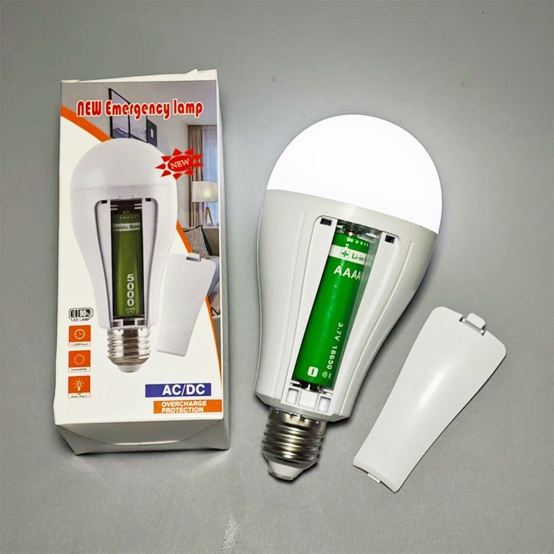15W Battery-Powered Emergency Light Bulb