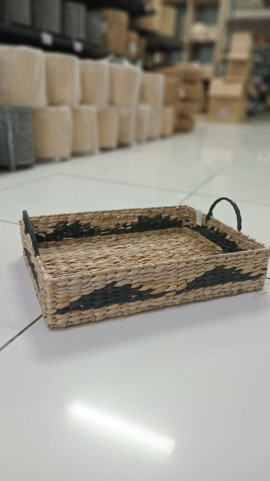 Hasir Tepsi Modern Siyah Detay 41x30x8 cm