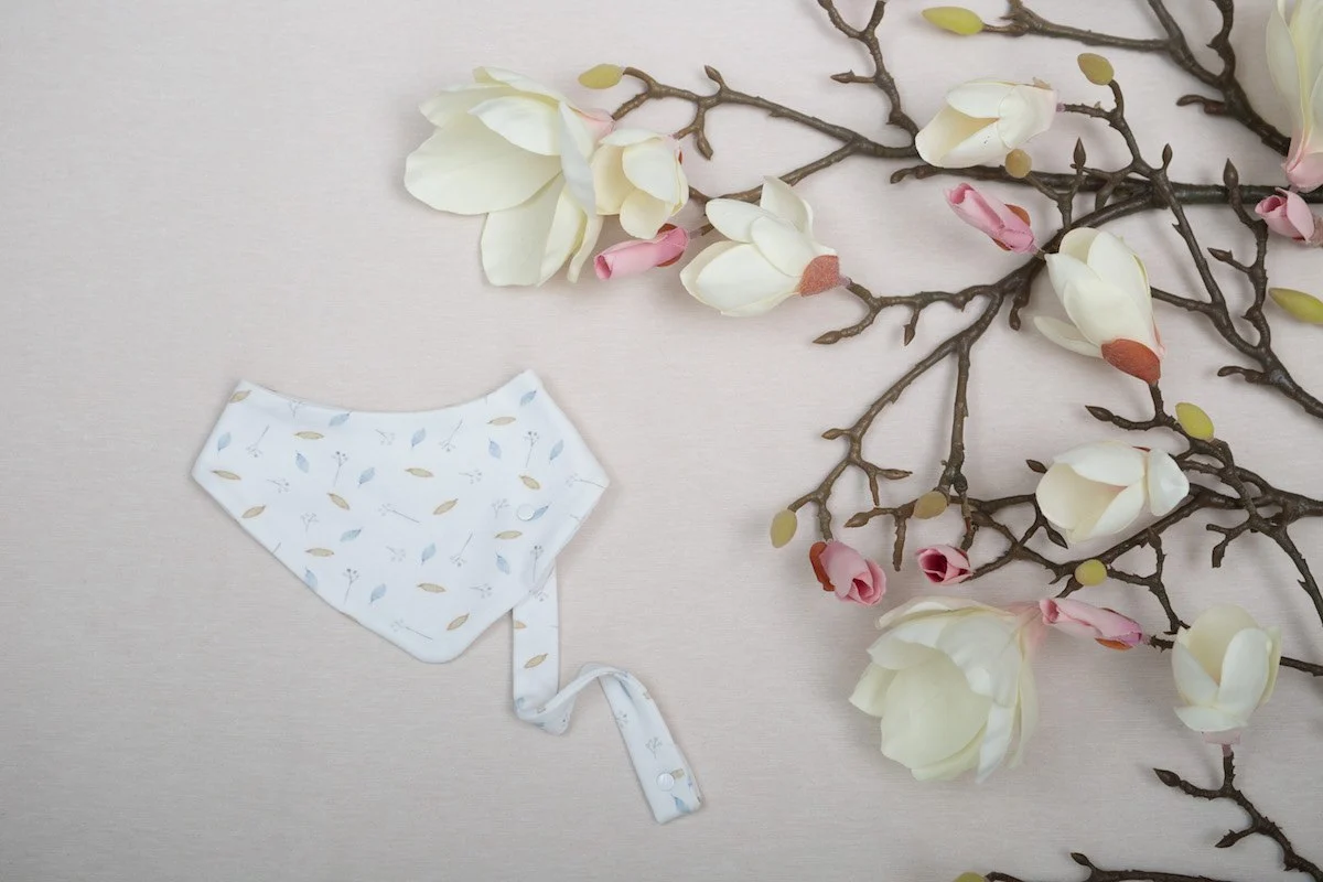 Magnolia Önlük Emzik Askılı ERKEk